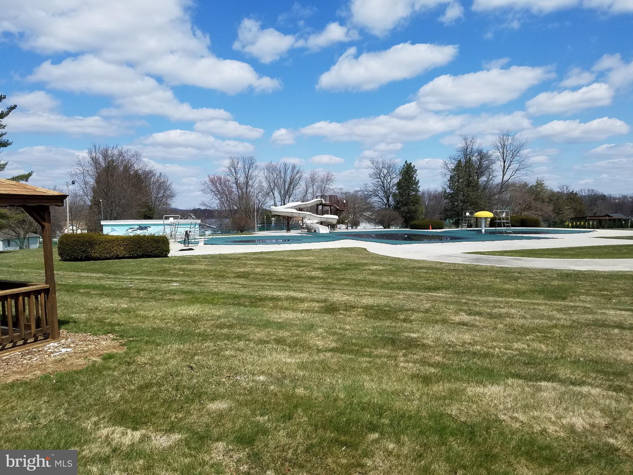 LAKE MEADE - Residential