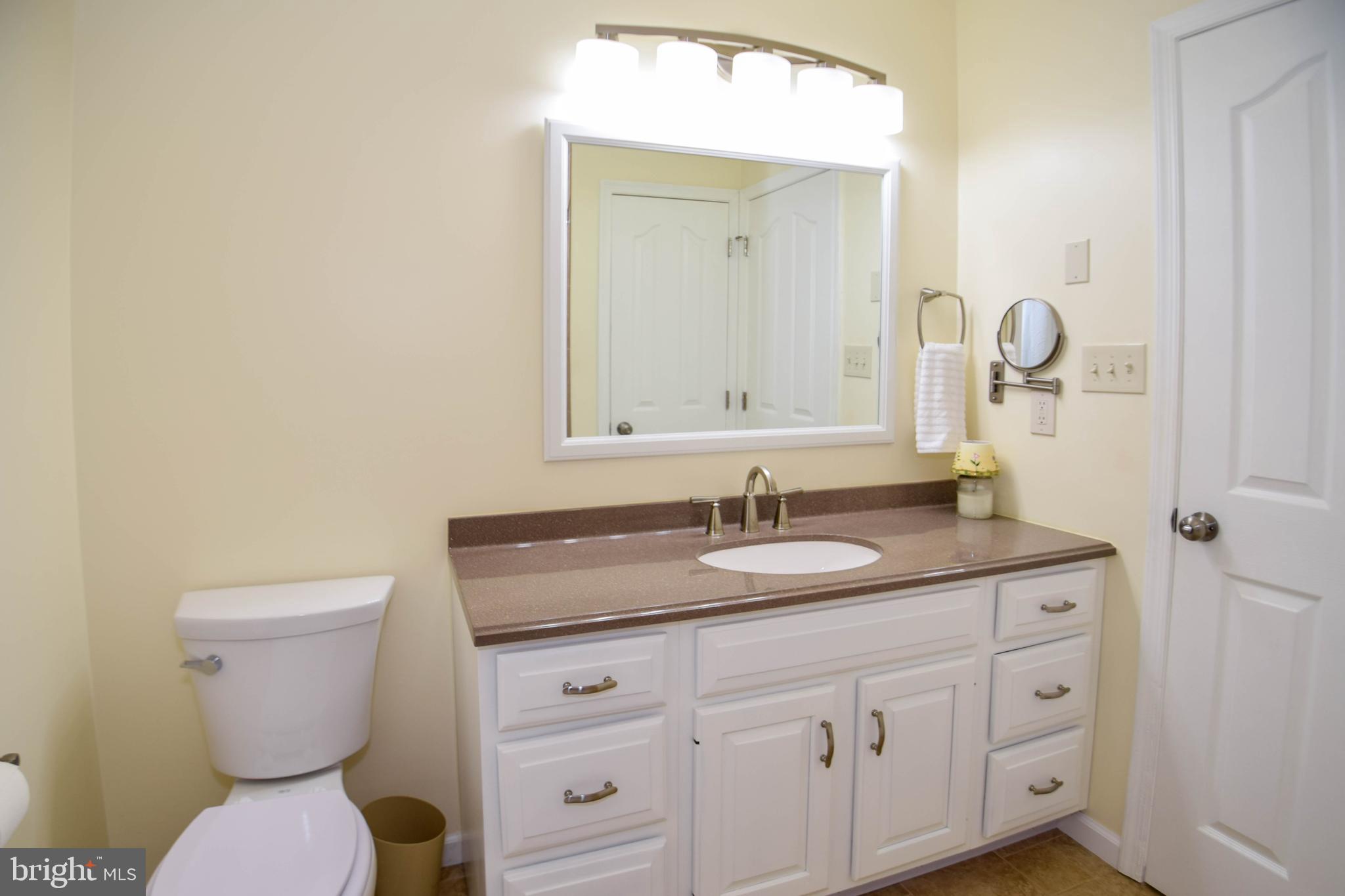 LAKE MEADE - Residential