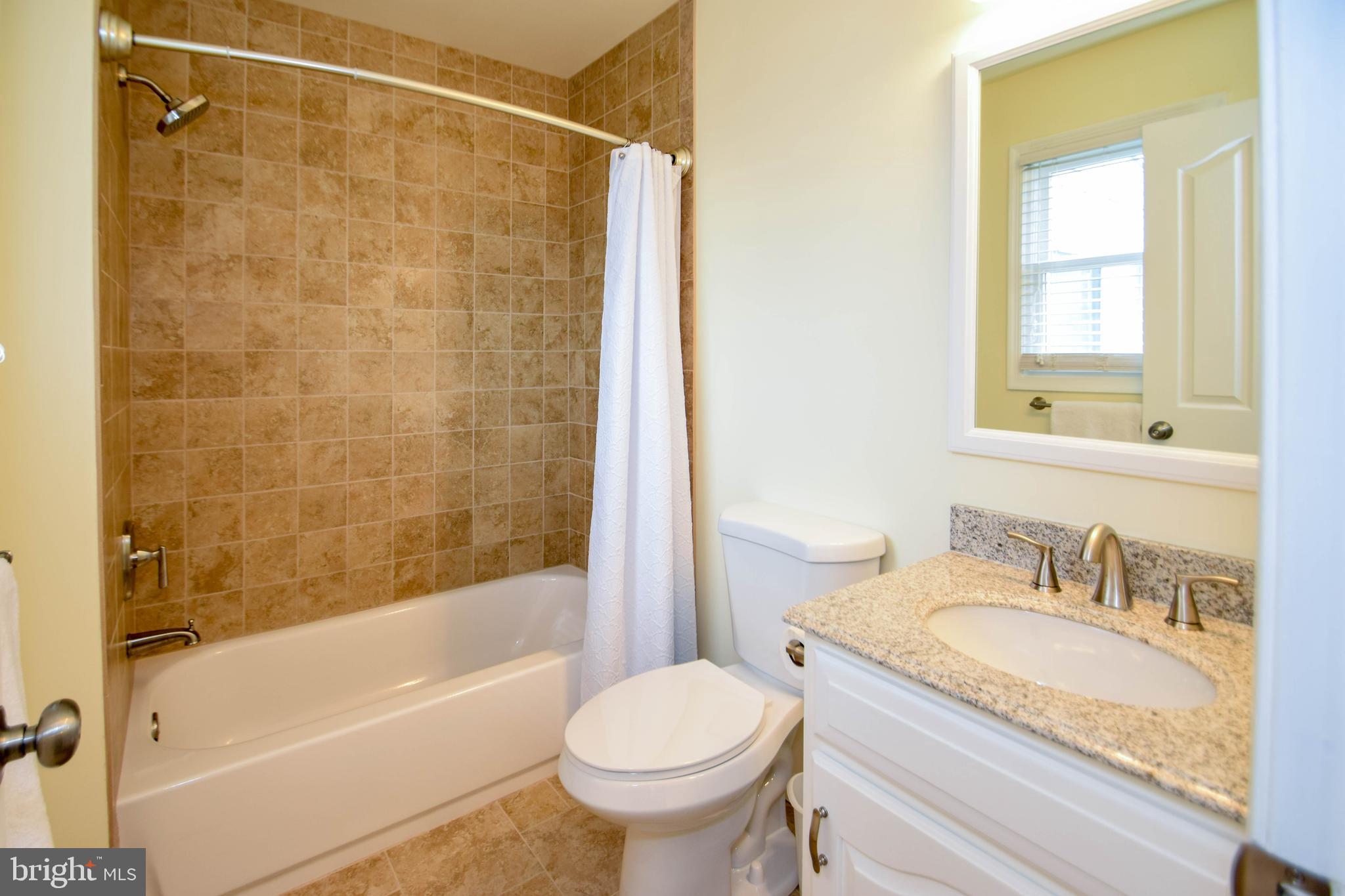 LAKE MEADE - Residential