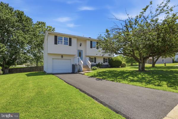 3496 FOX RIDGE COURT