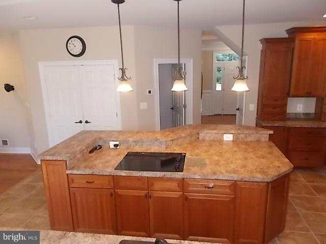 FALLS ROAD - Residential