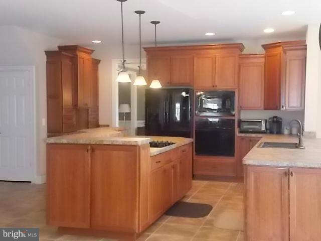 FALLS ROAD - Residential