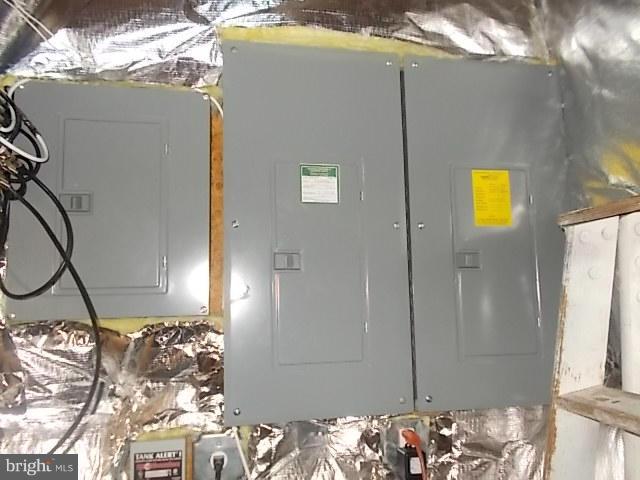 FALLS ROAD - Residential