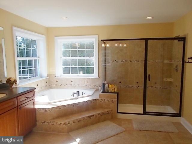 FALLS ROAD - Residential