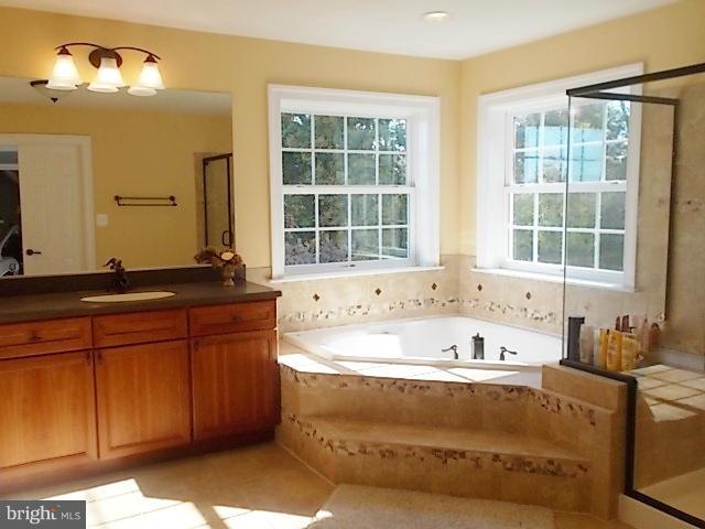 FALLS ROAD - Residential