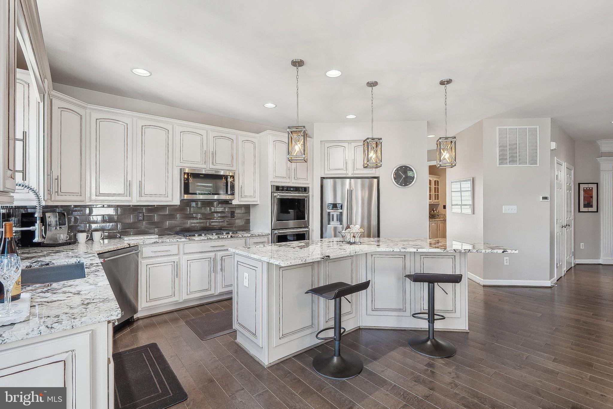 LAKELANDS - Residential