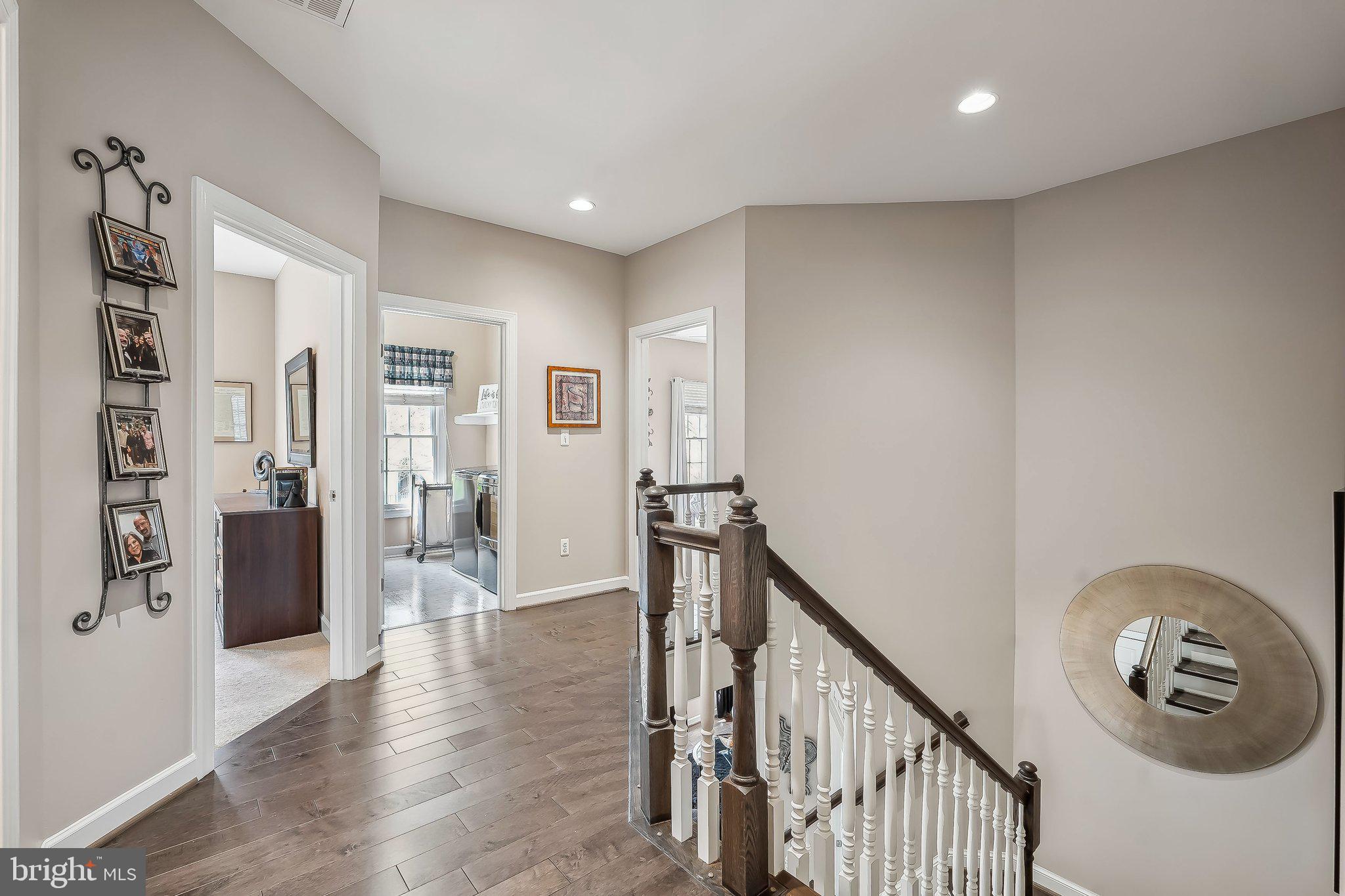 LAKELANDS - Residential