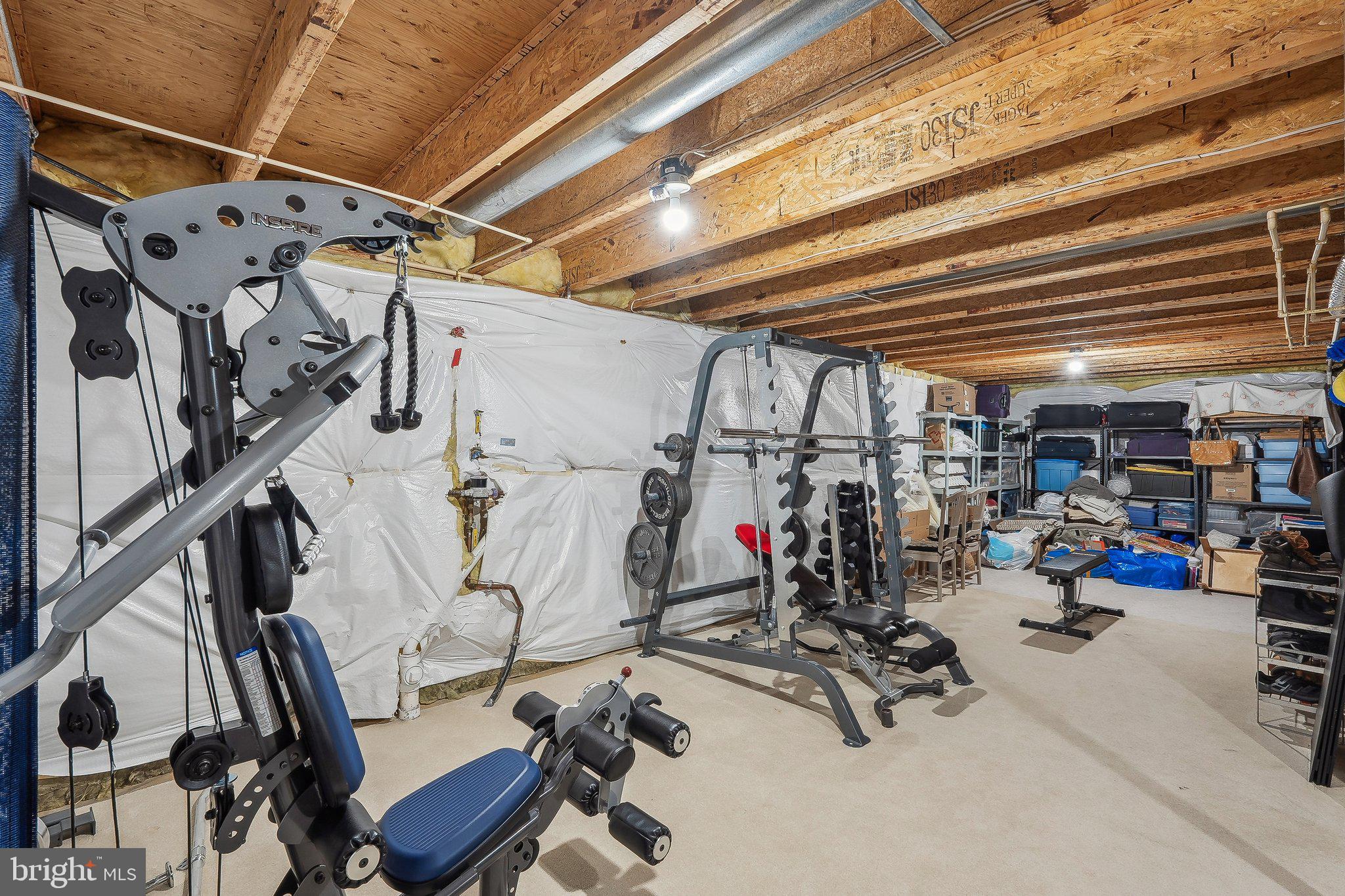 LAKELANDS - Residential