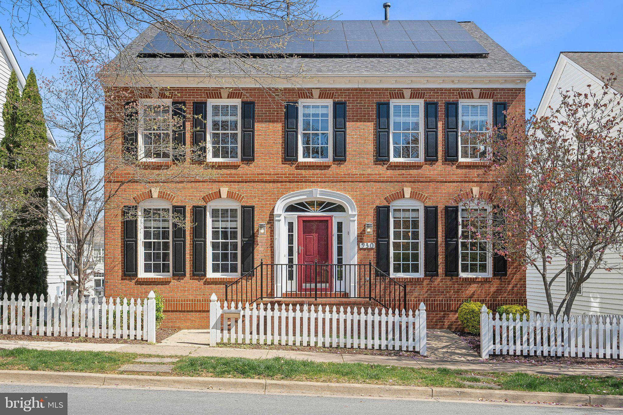 LAKELANDS - Residential