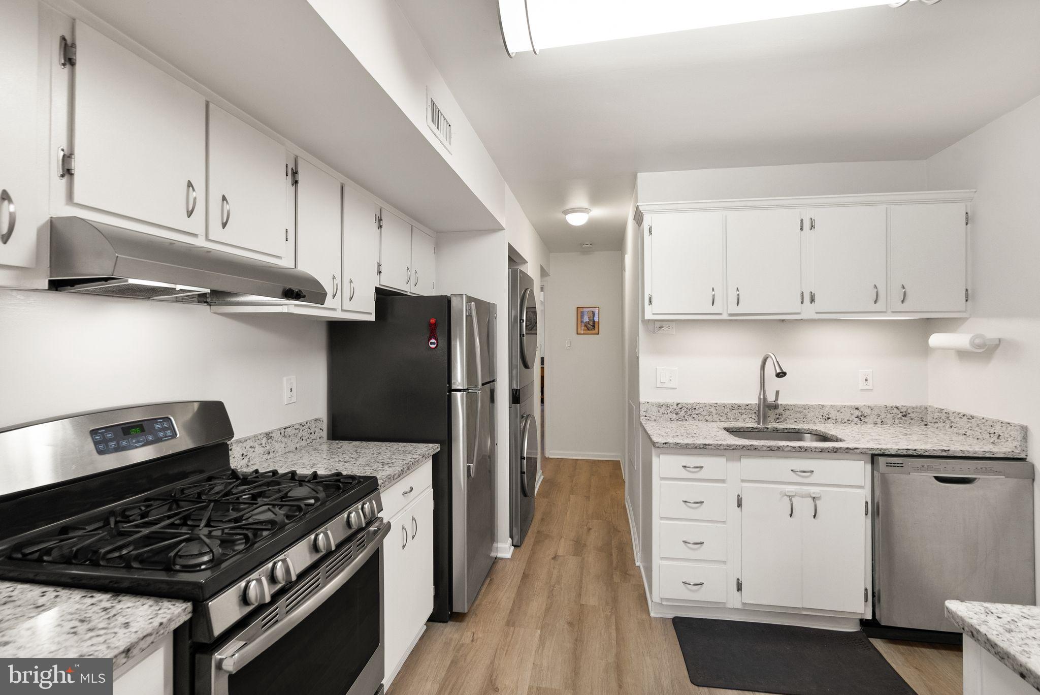 SOUTHGATE CONDO - Residential