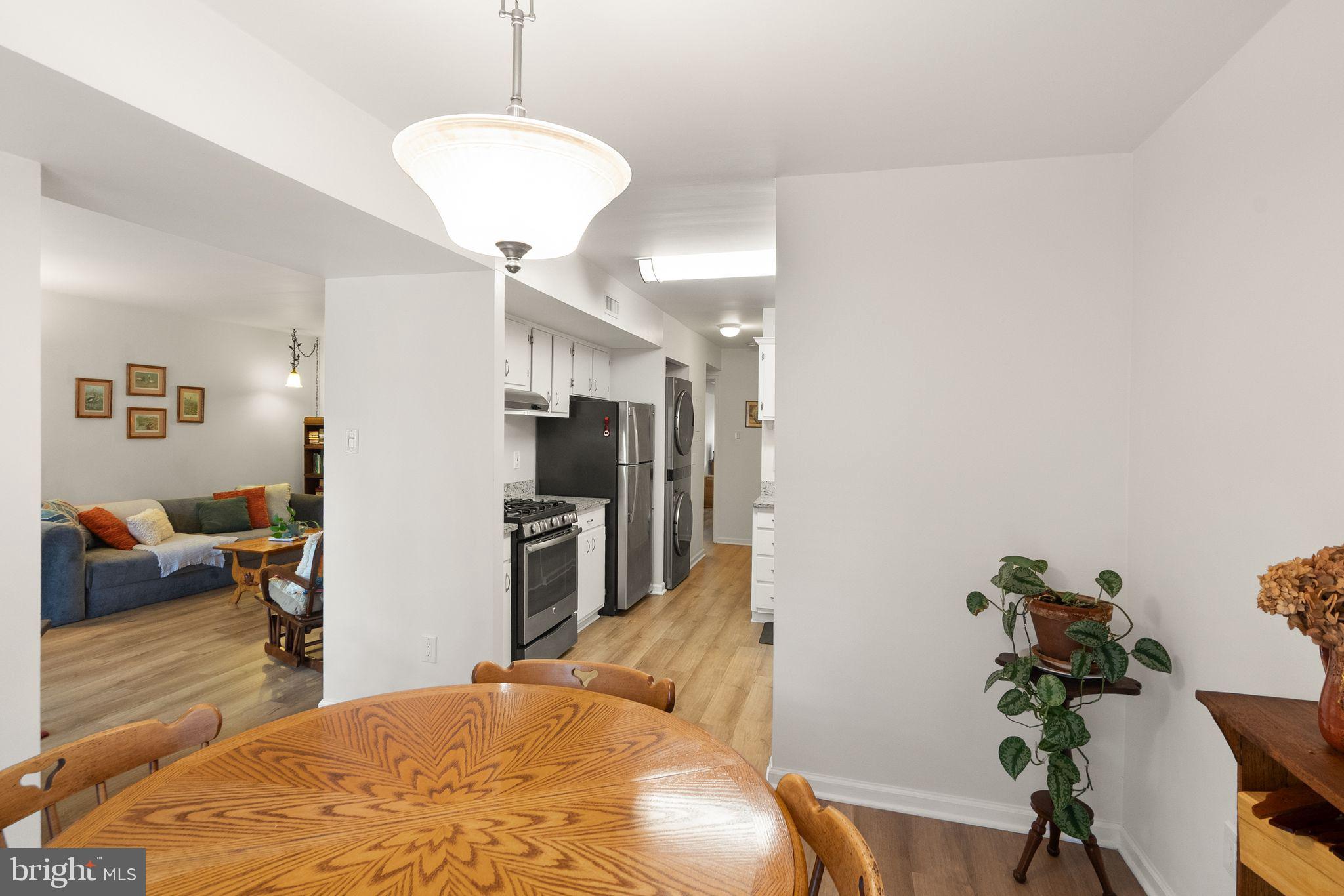 SOUTHGATE CONDO - Residential