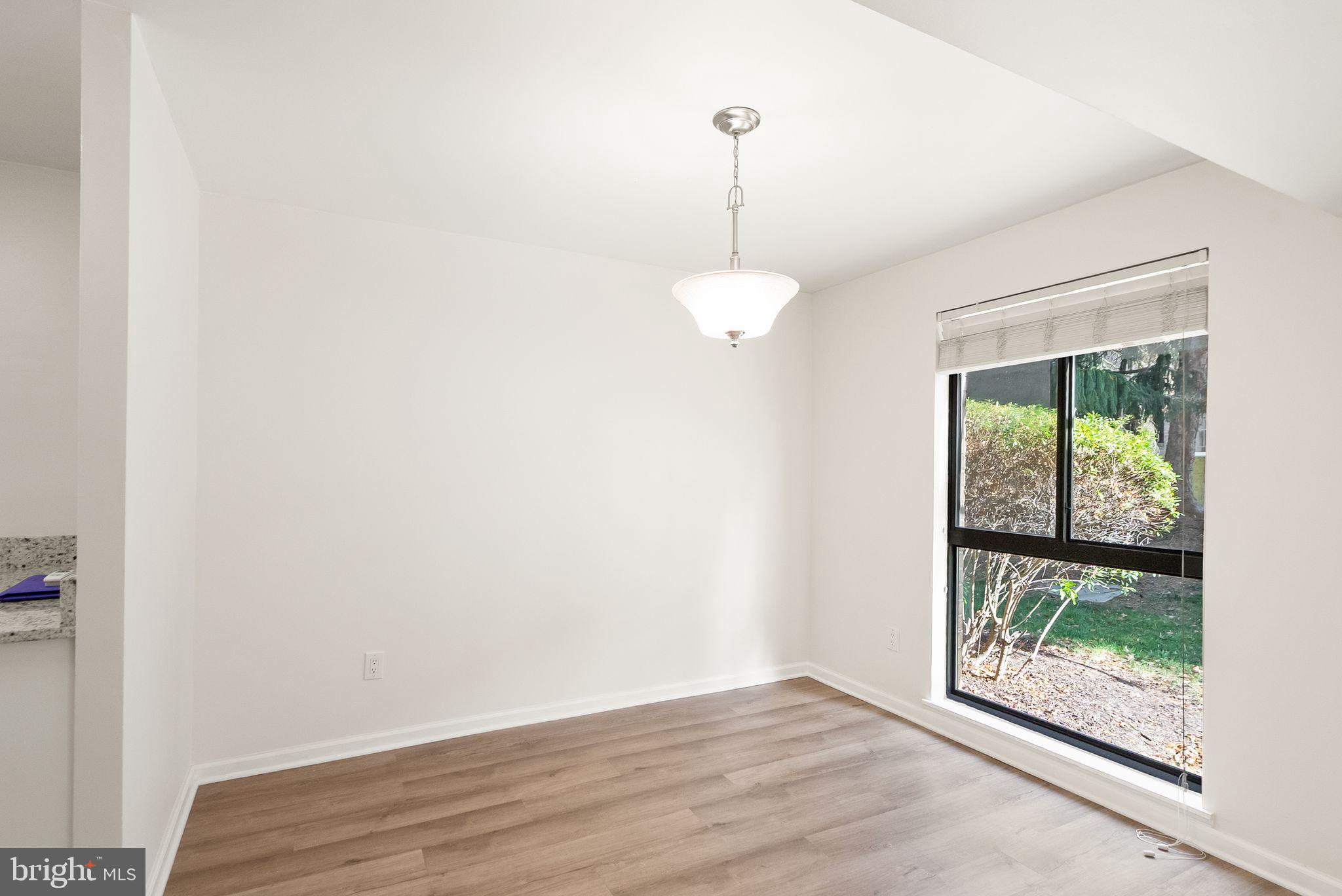 SOUTHGATE CONDO - Residential