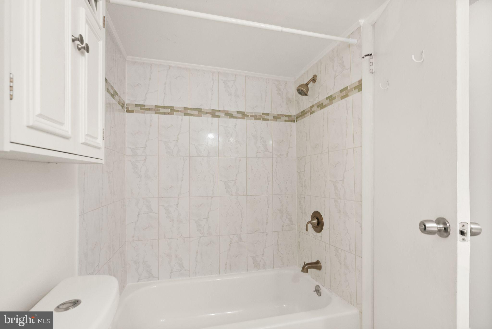 SOUTHGATE CONDO - Residential