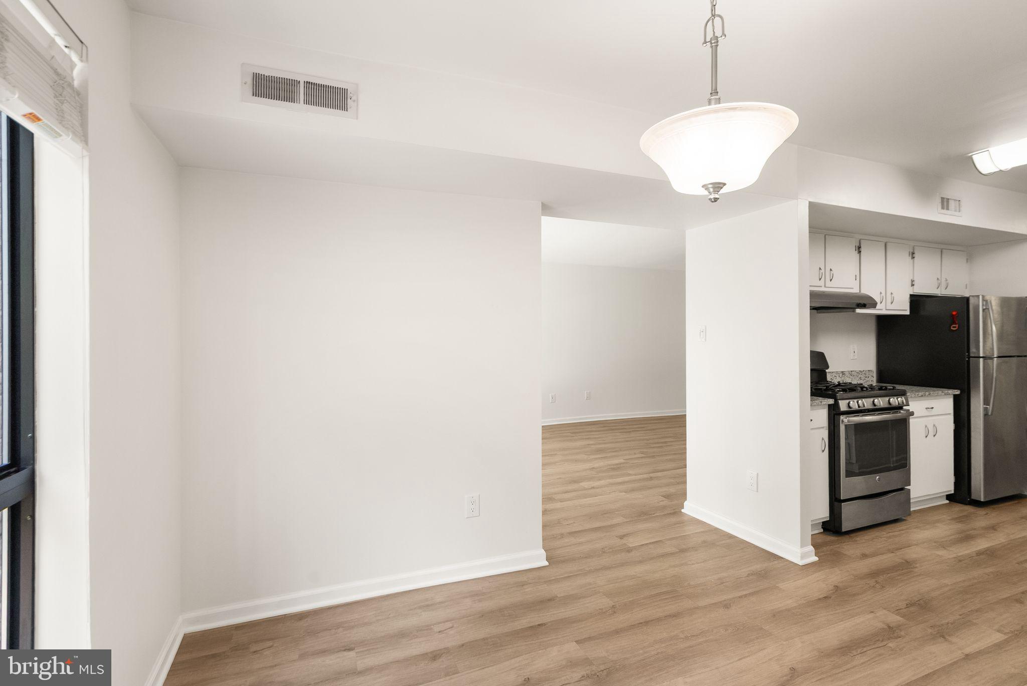 SOUTHGATE CONDO - Residential