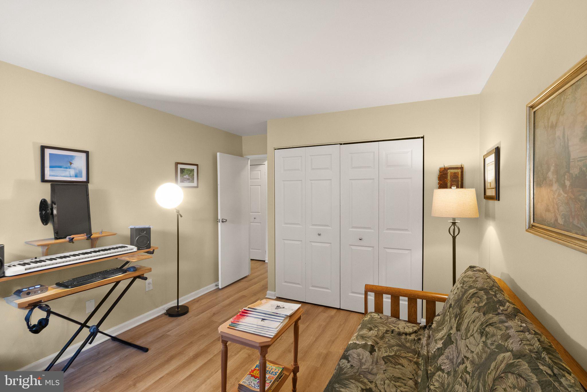 SOUTHGATE CONDO - Residential