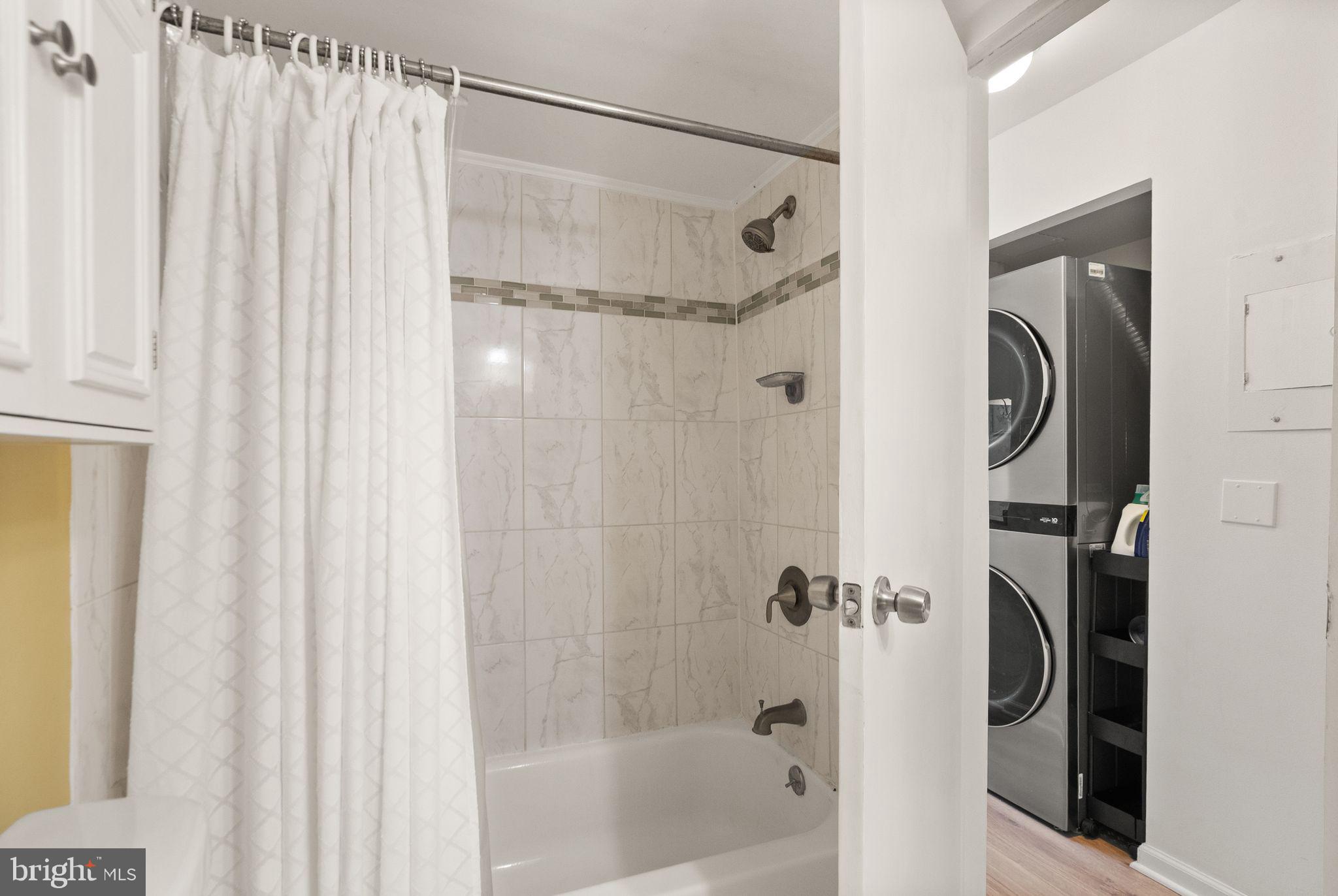 SOUTHGATE CONDO - Residential