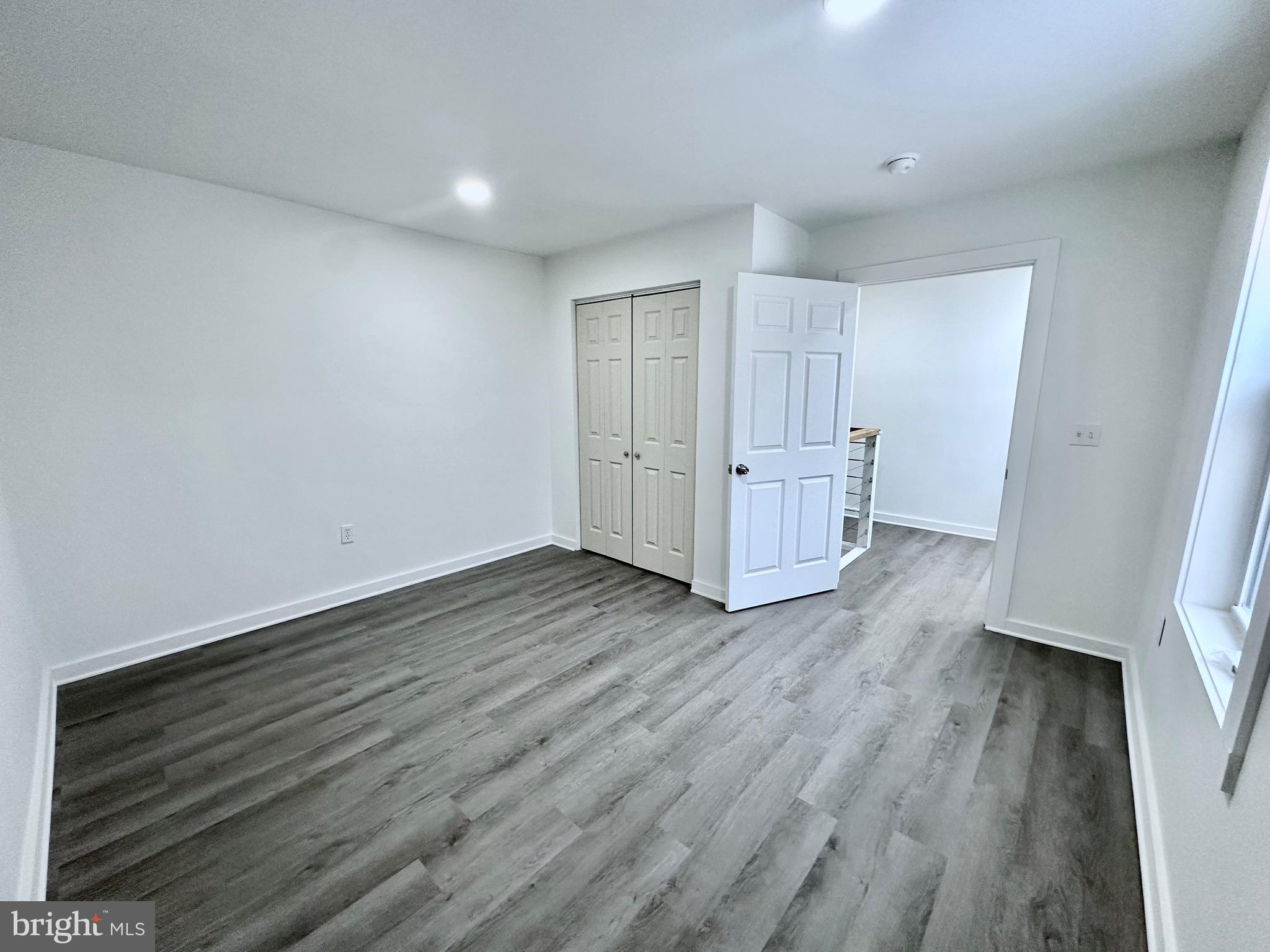 LAKEWOOD HILLS - Residential