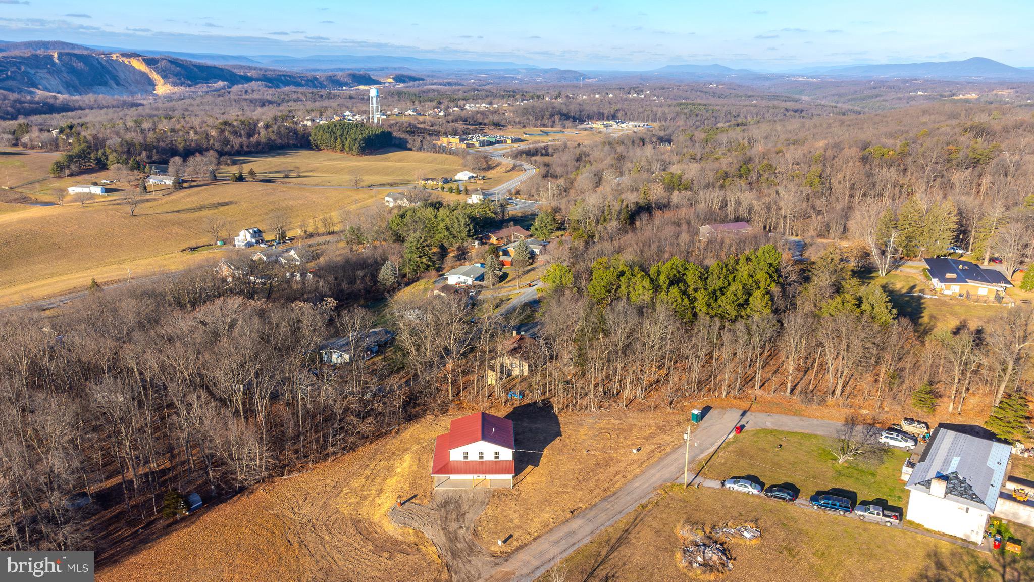 LAKEWOOD HILLS - Residential