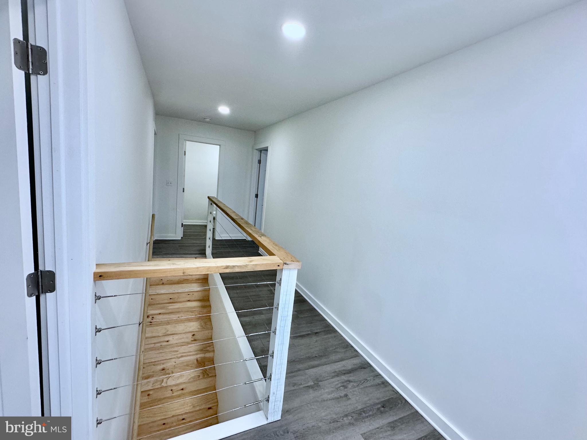 LAKEWOOD HILLS - Residential