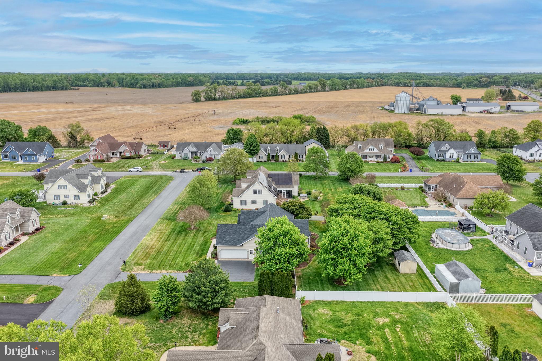 LUCKY ESTATES - Residential