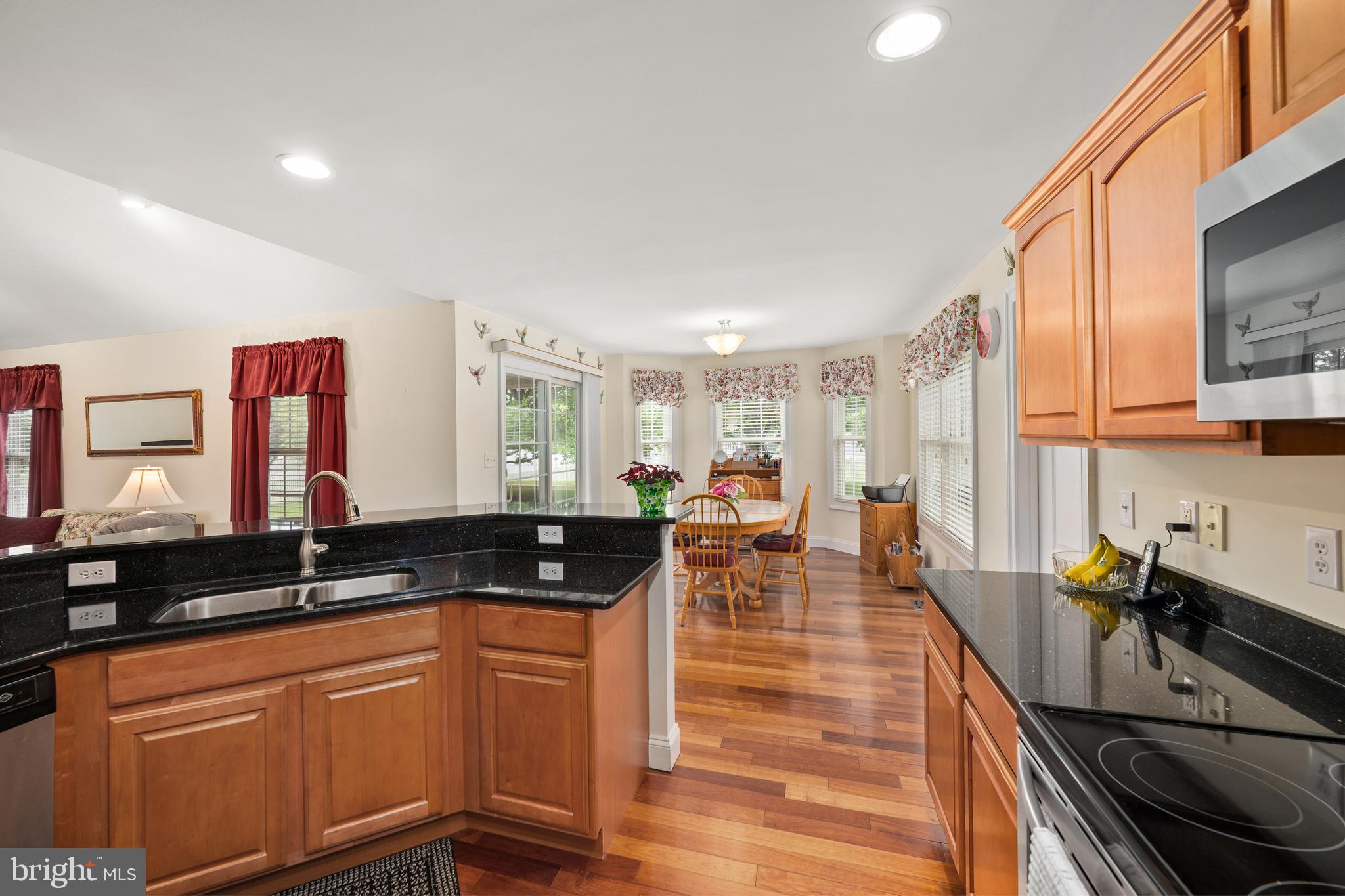 LUCKY ESTATES - Residential