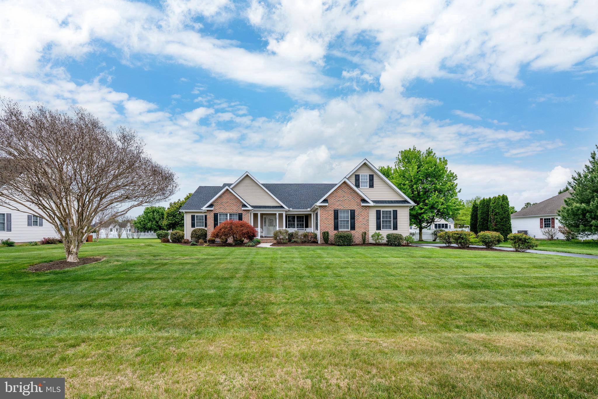 LUCKY ESTATES - Residential