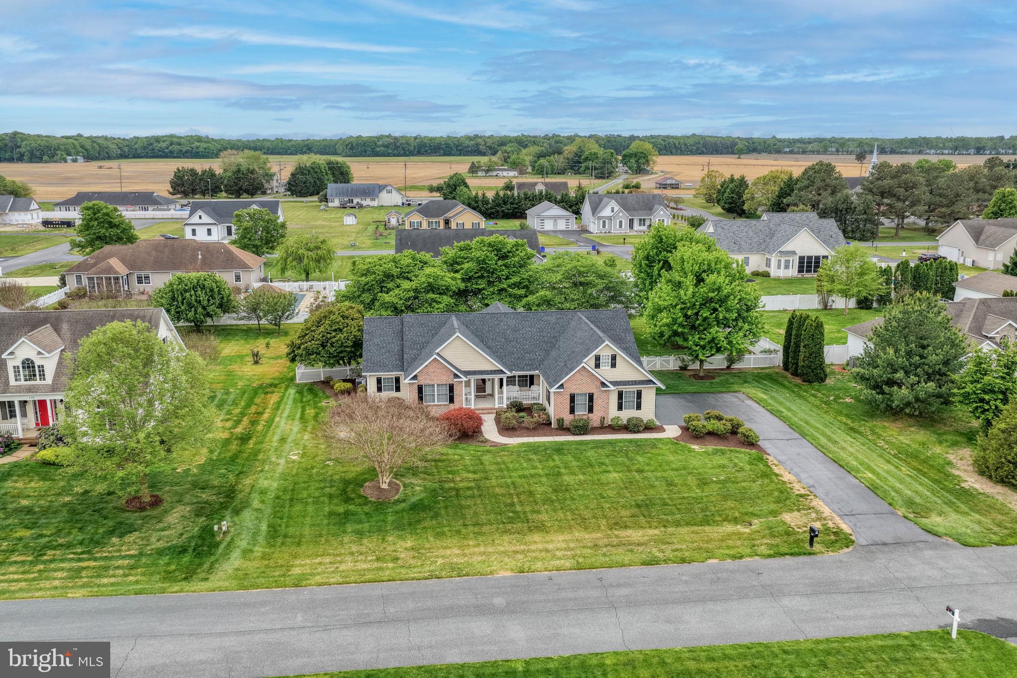 LUCKY ESTATES - Residential
