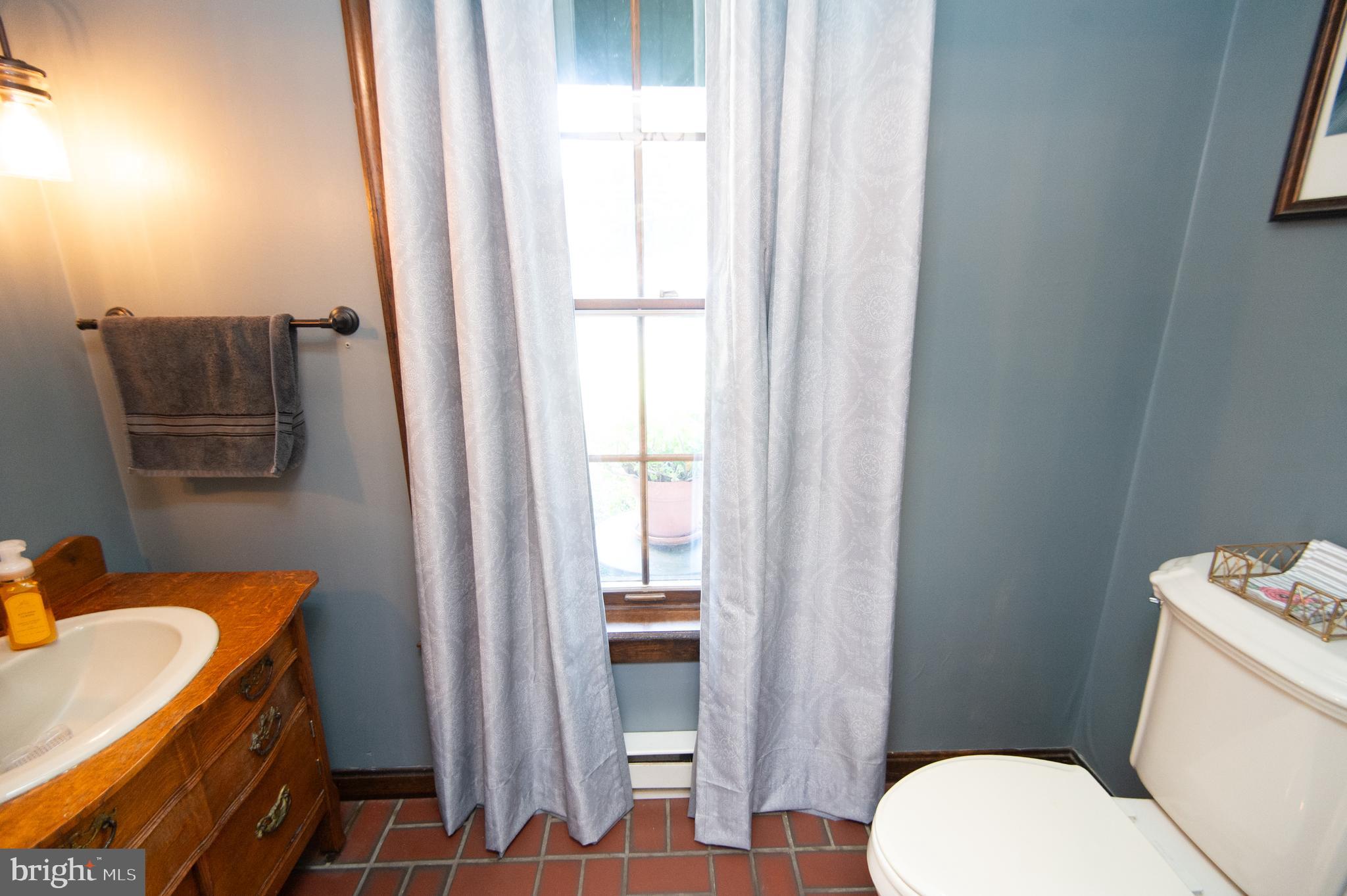 ALGONQUIN - Residential