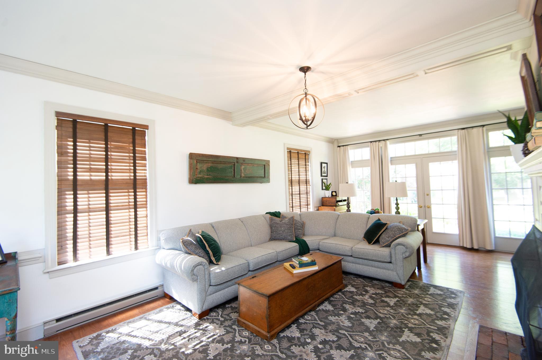 ALGONQUIN - Residential