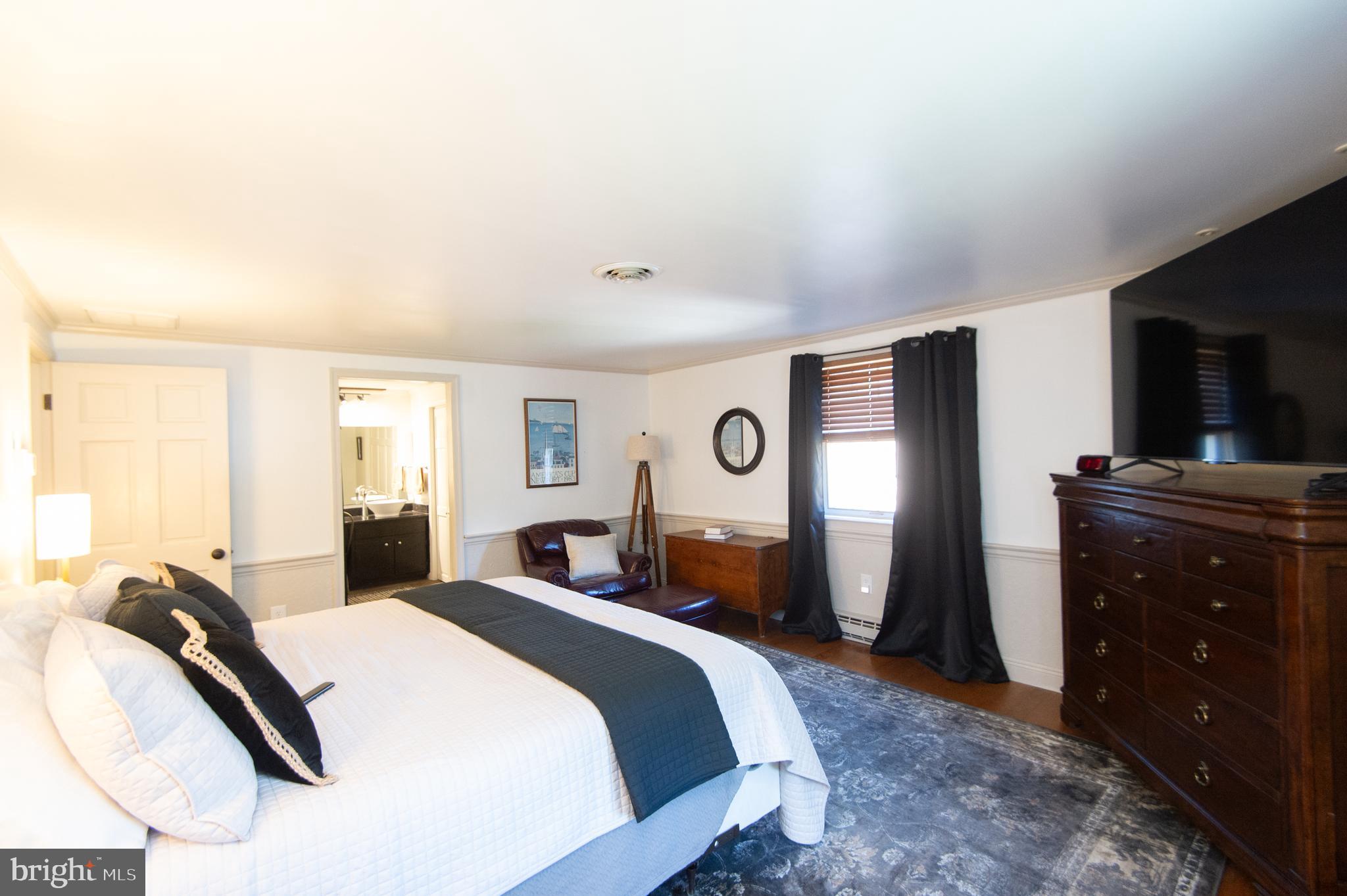 ALGONQUIN - Residential