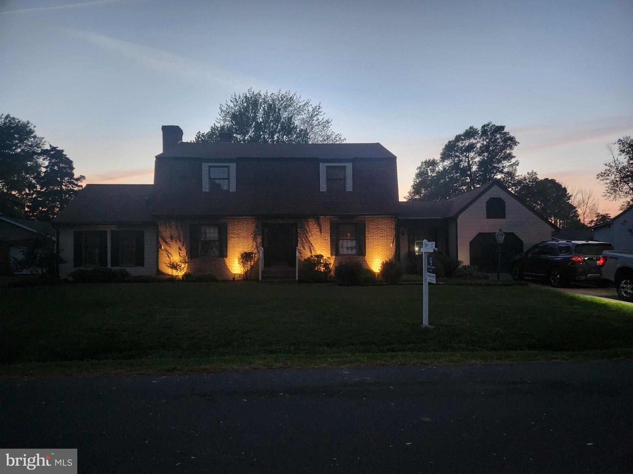 ALGONQUIN - Residential