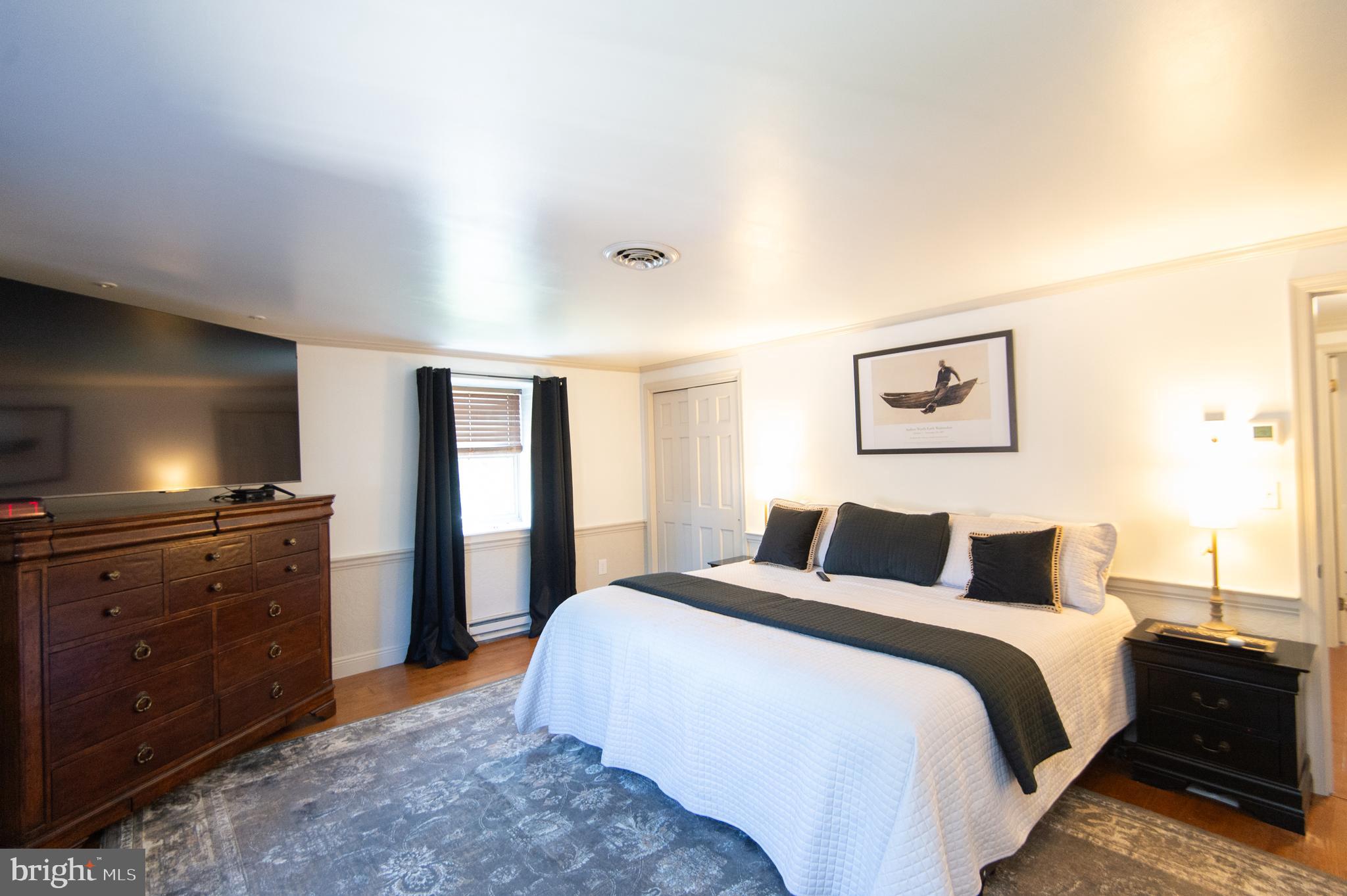 ALGONQUIN - Residential