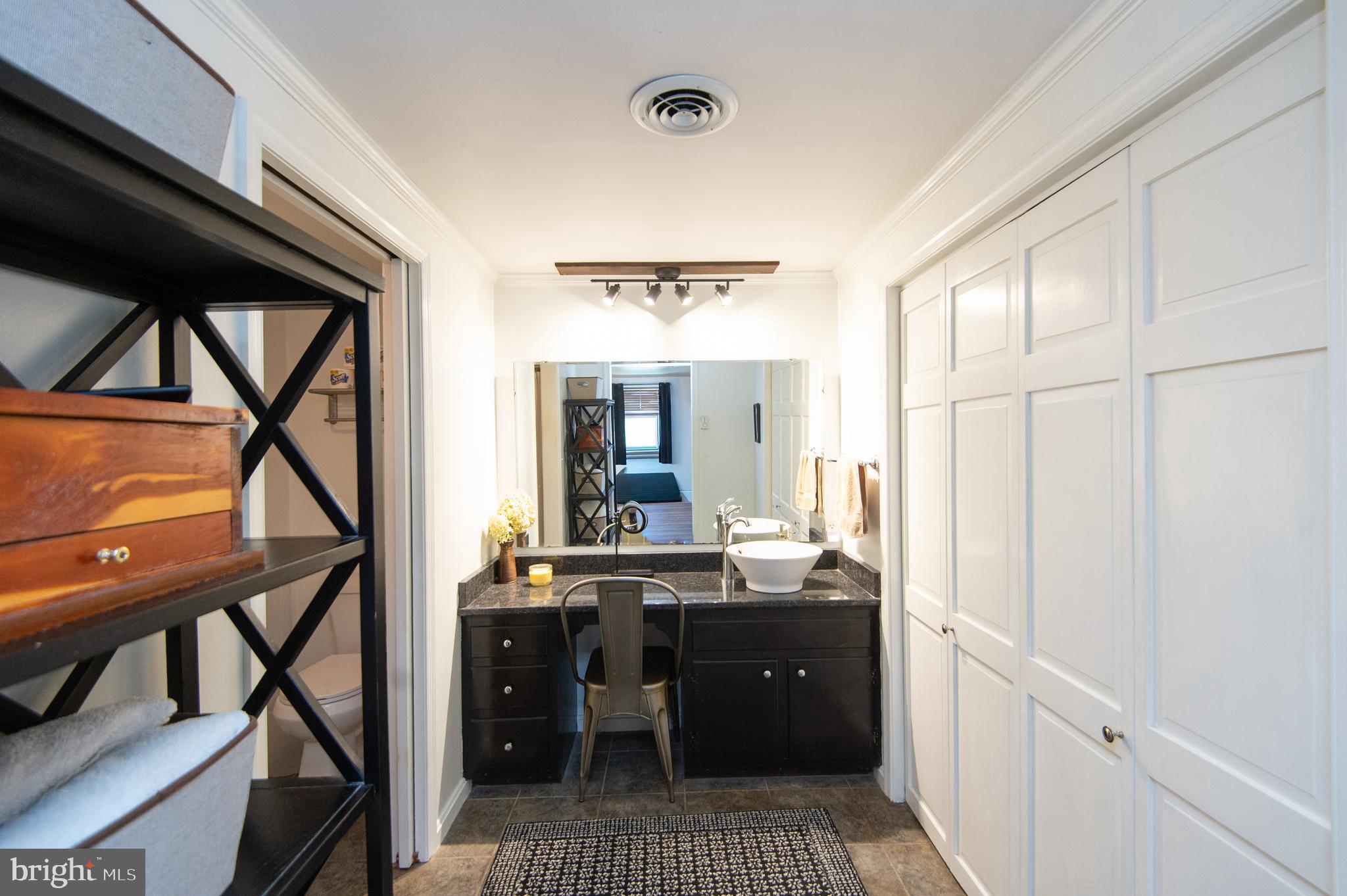 ALGONQUIN - Residential