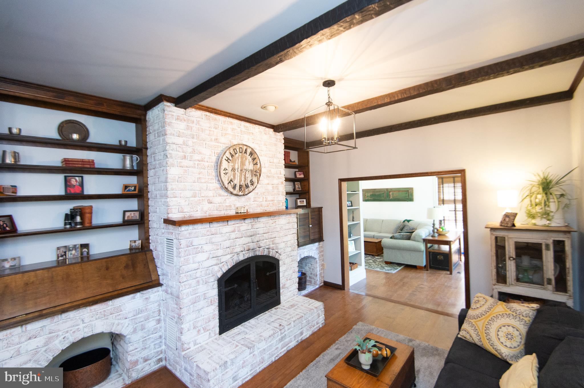 ALGONQUIN - Residential