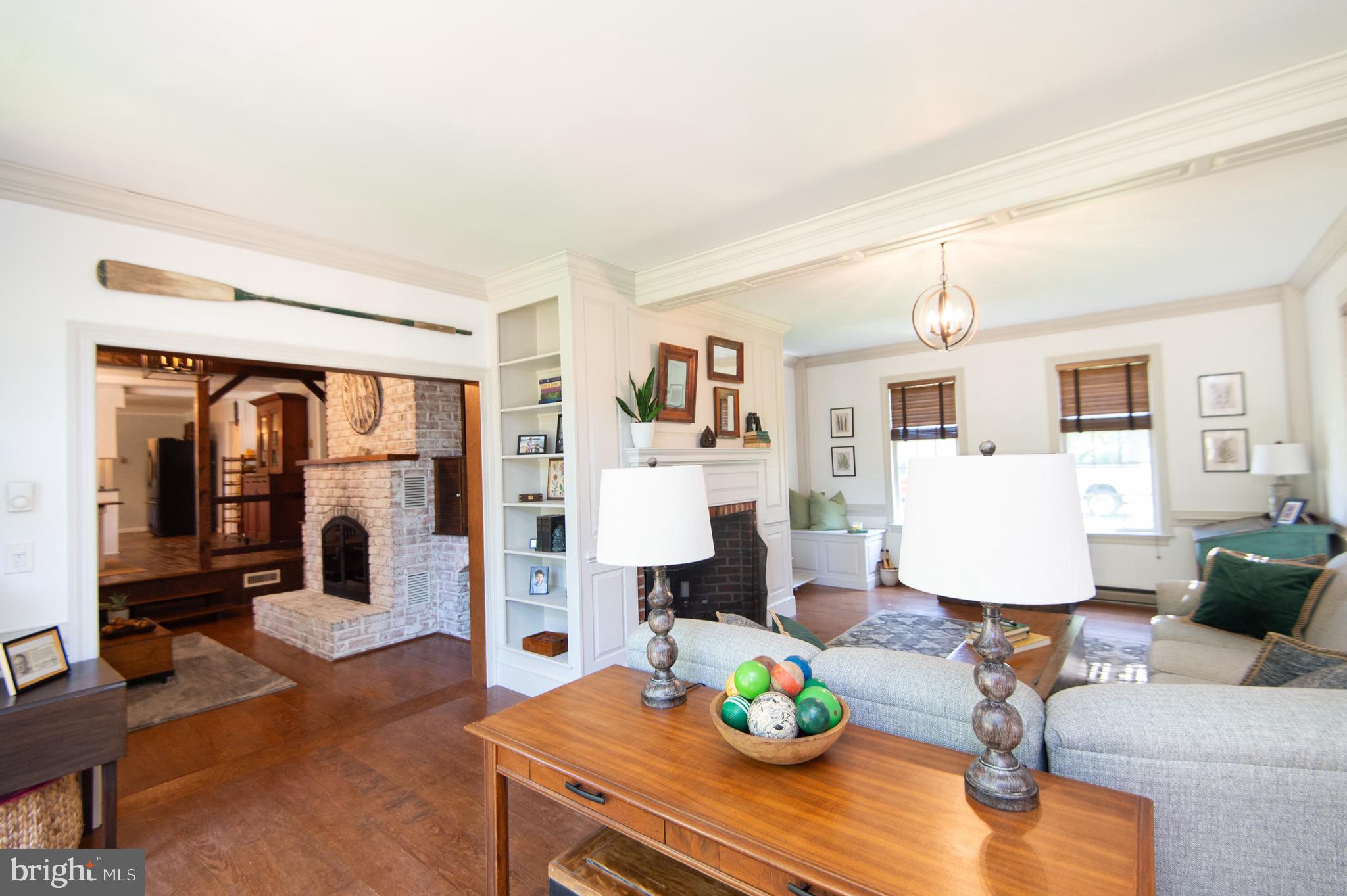 ALGONQUIN - Residential