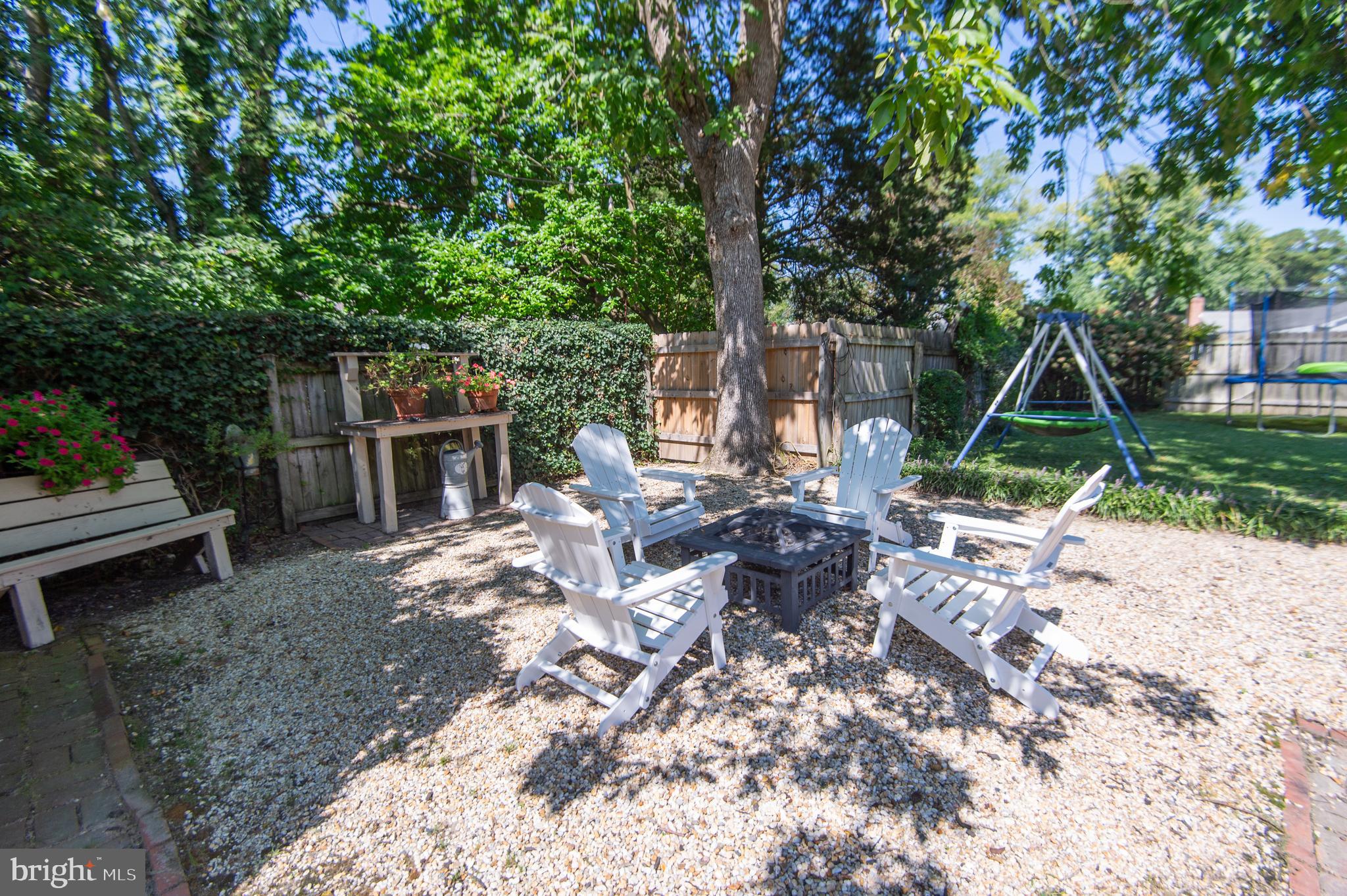 ALGONQUIN - Residential