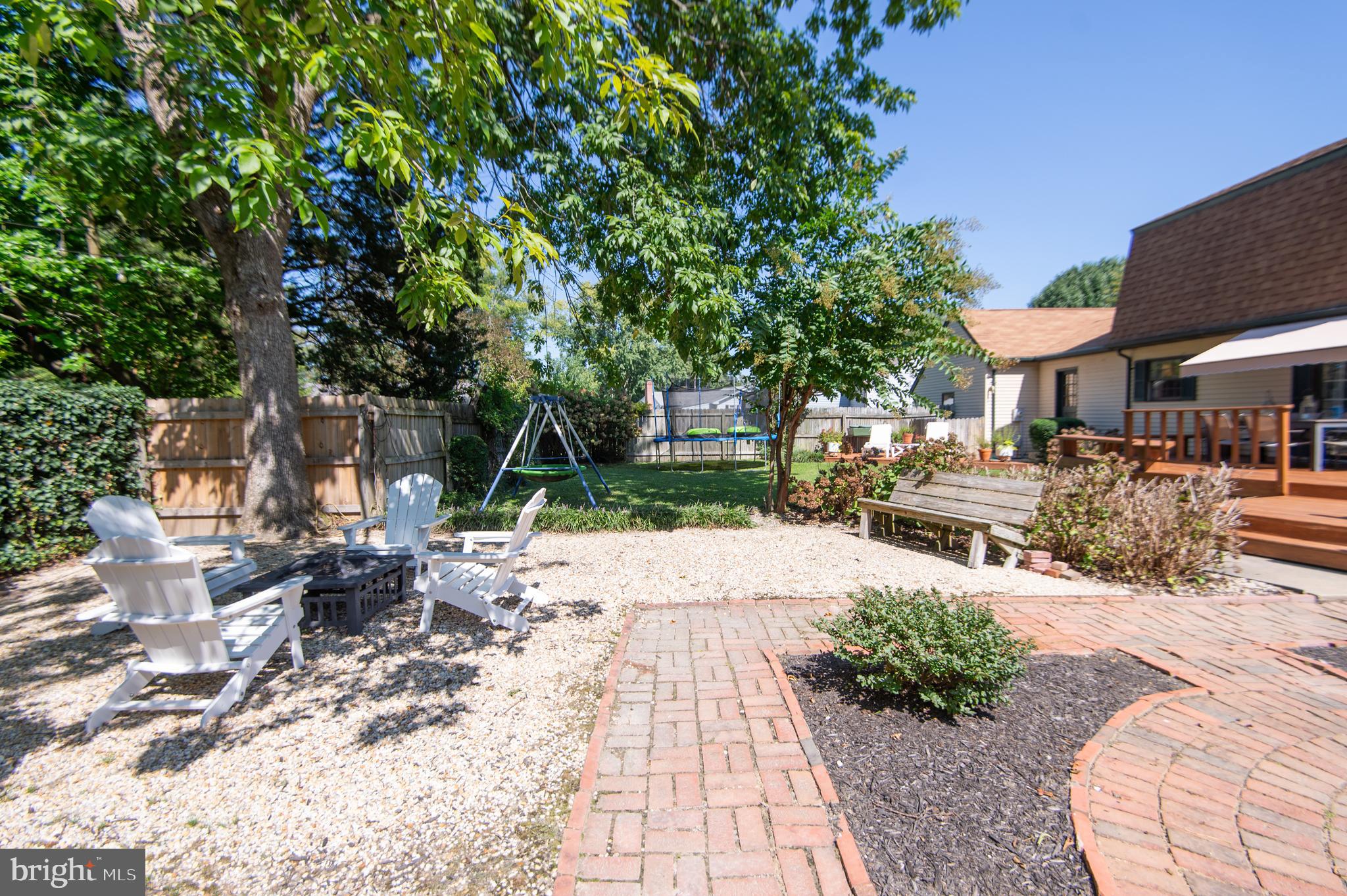 ALGONQUIN - Residential