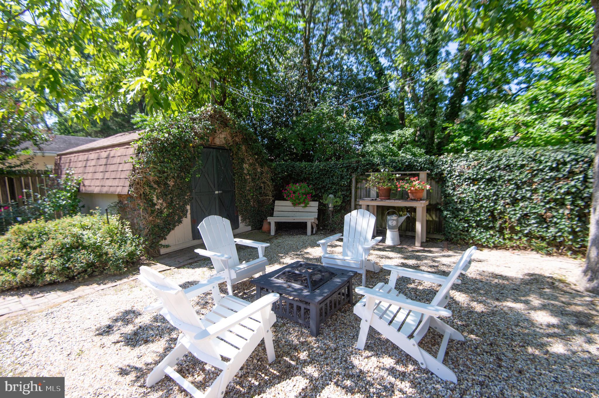 ALGONQUIN - Residential