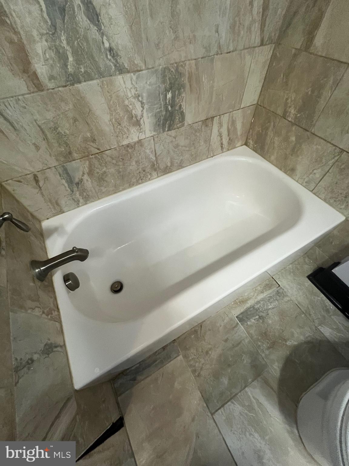 MIDDLE EAST - Residential