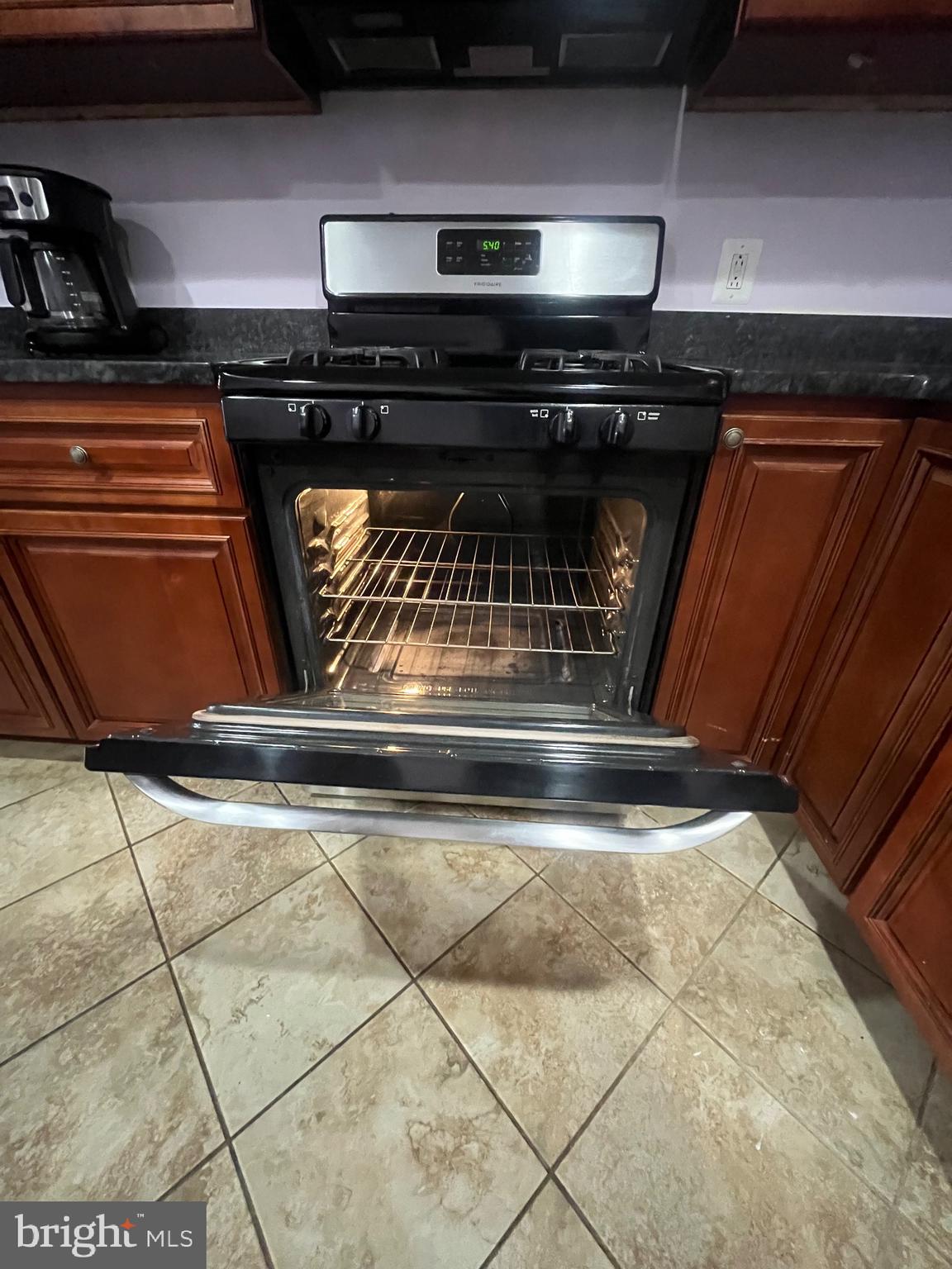 MIDDLE EAST - Residential