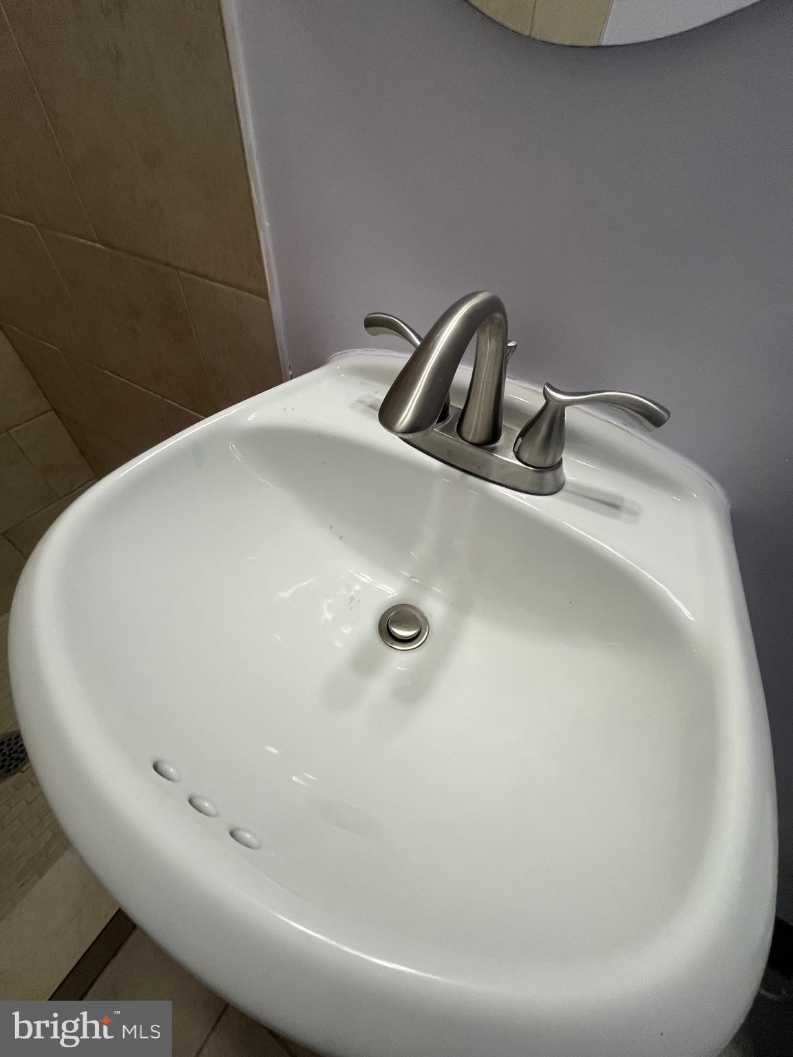 MIDDLE EAST - Residential