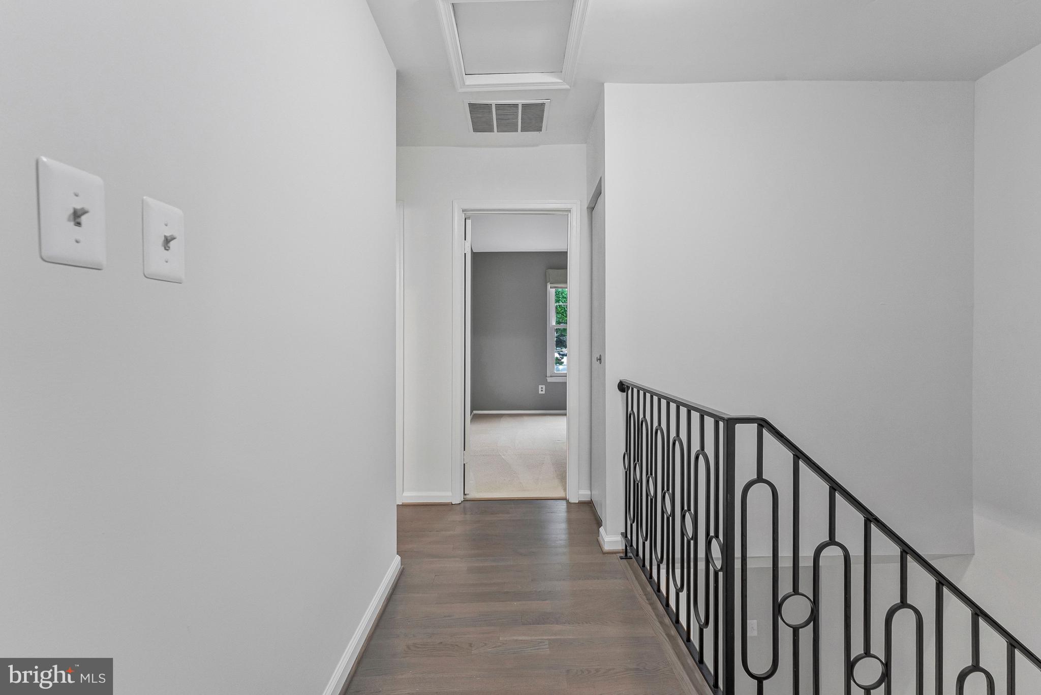 DEEPWOOD - Residential