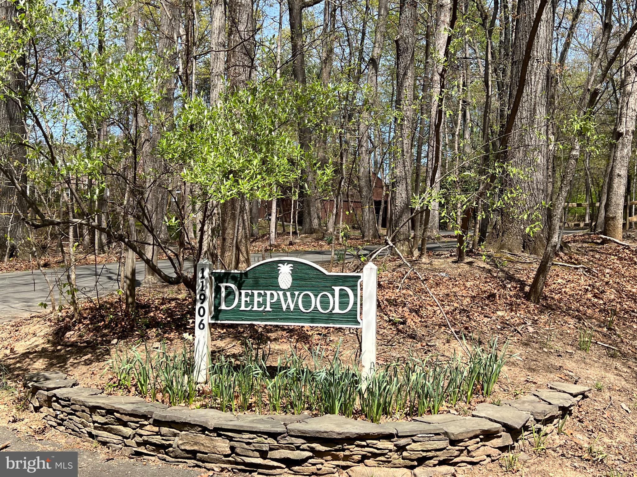 DEEPWOOD - Residential