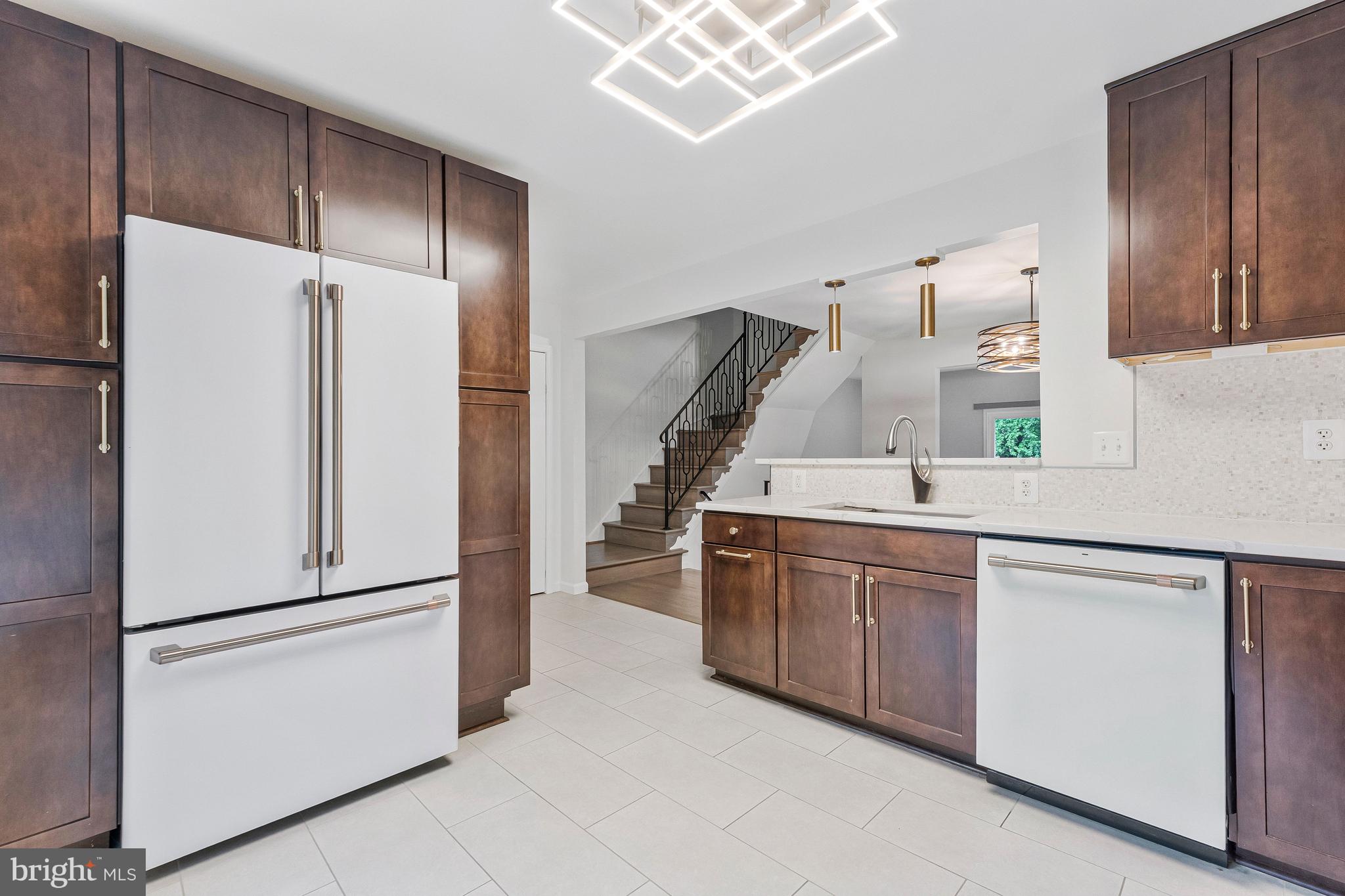 DEEPWOOD - Residential