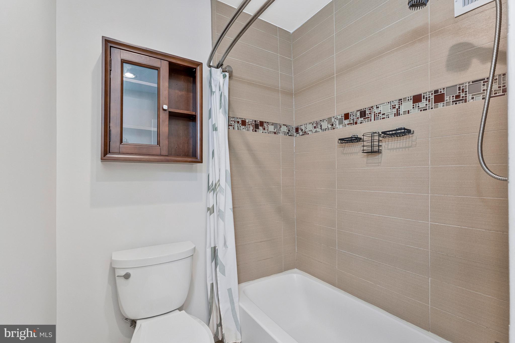DEEPWOOD - Residential