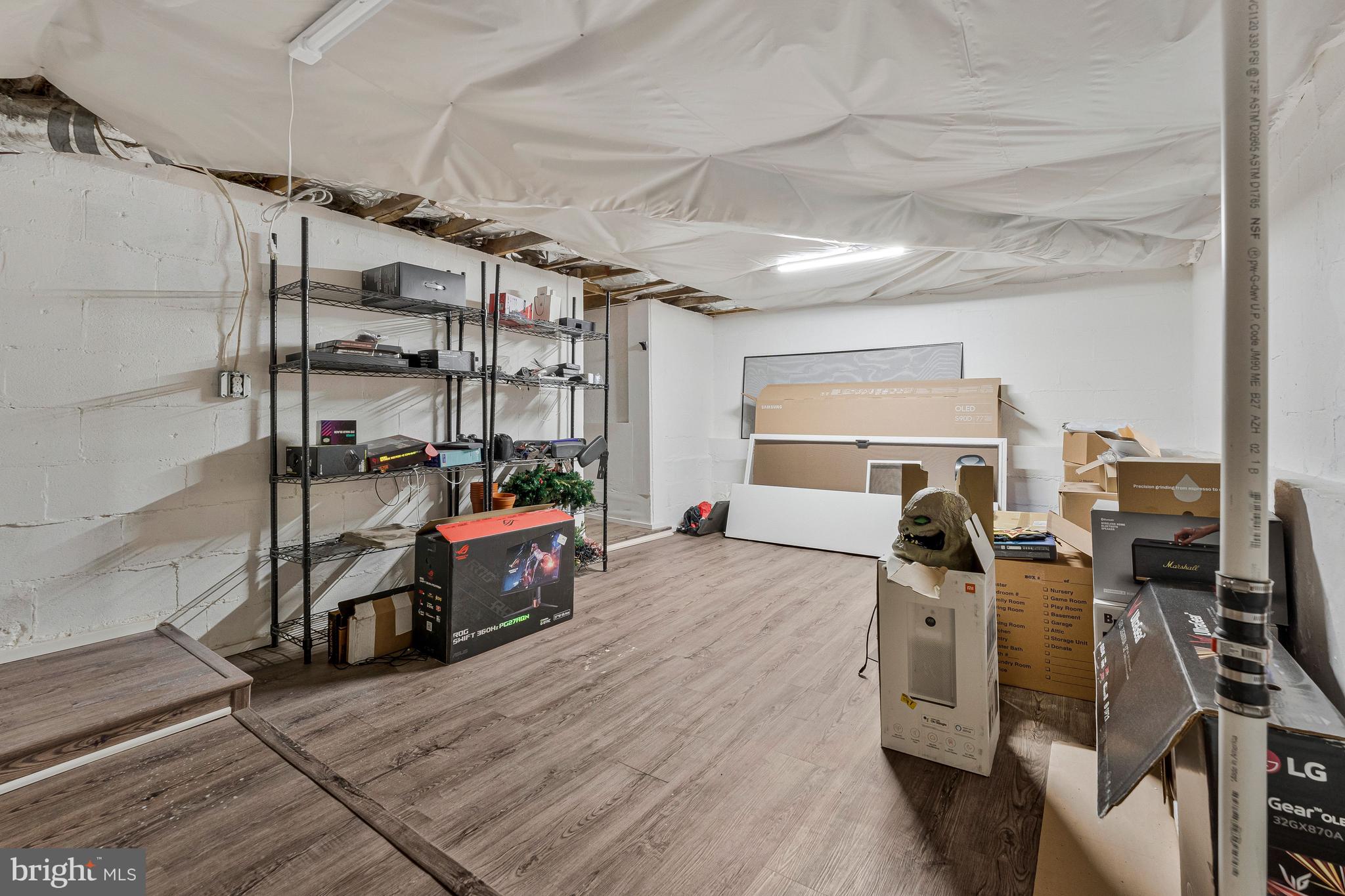 DEEPWOOD - Residential