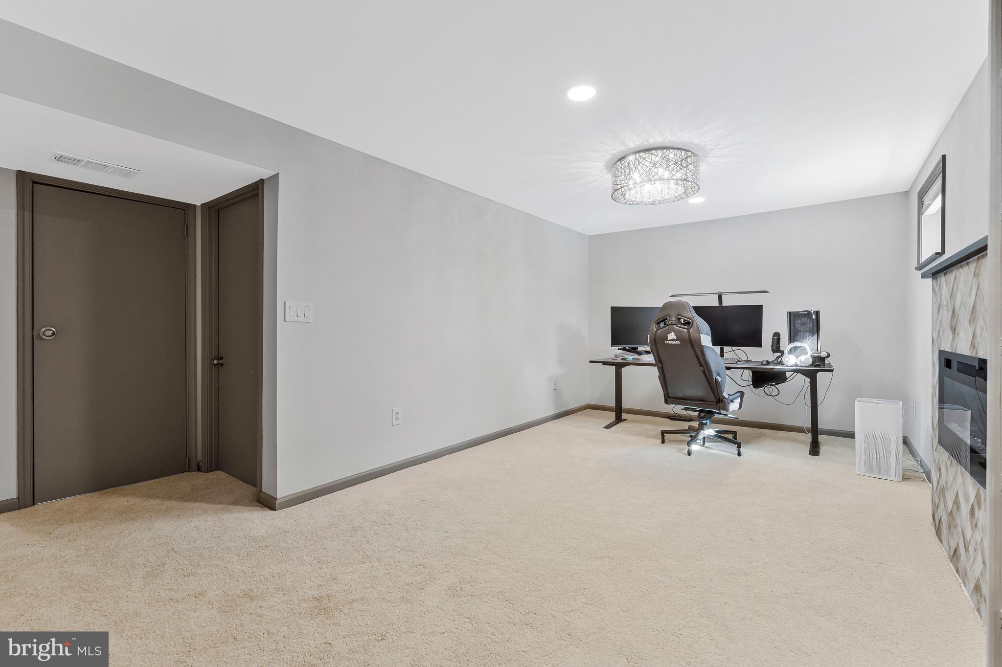 DEEPWOOD - Residential