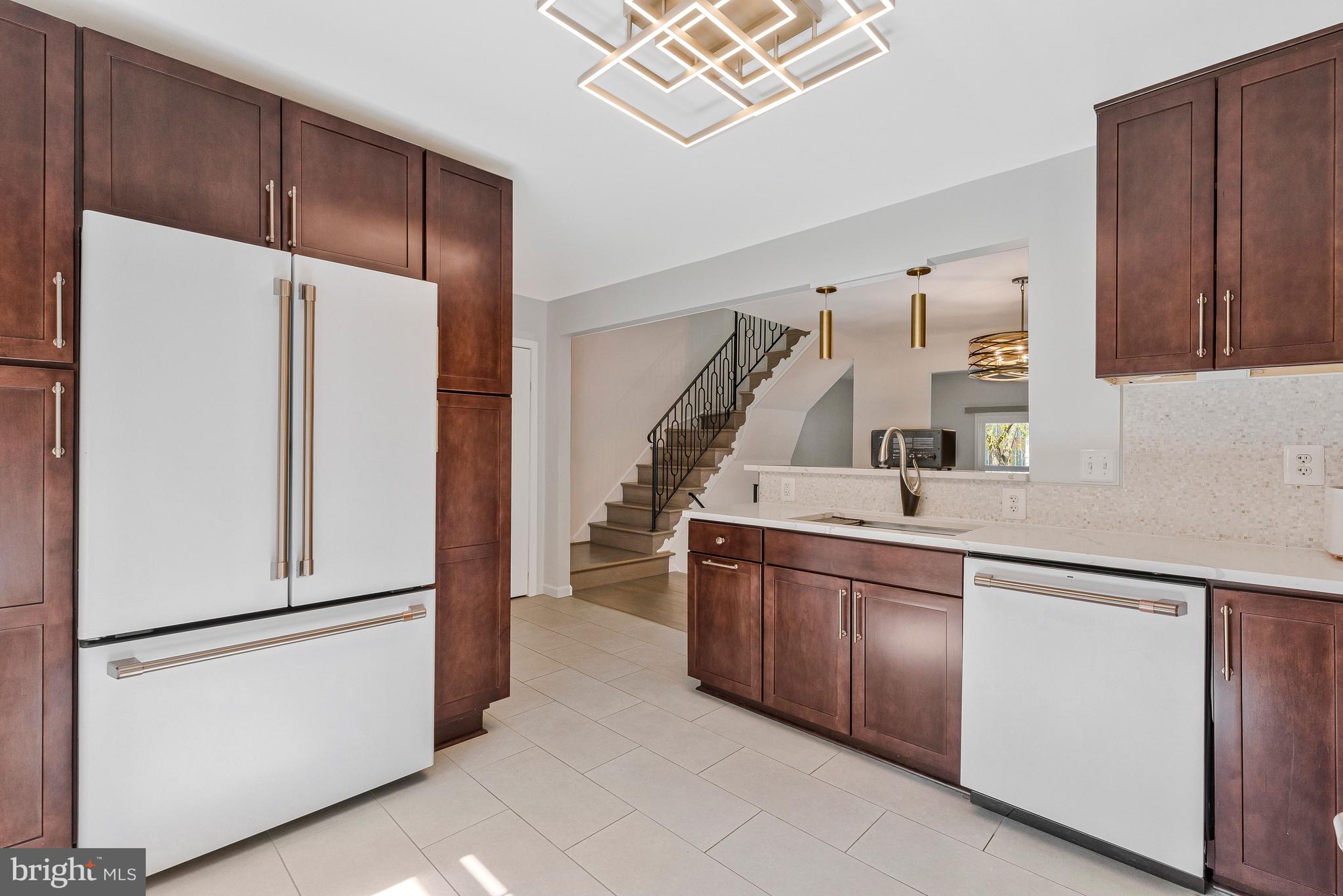 DEEPWOOD - Residential