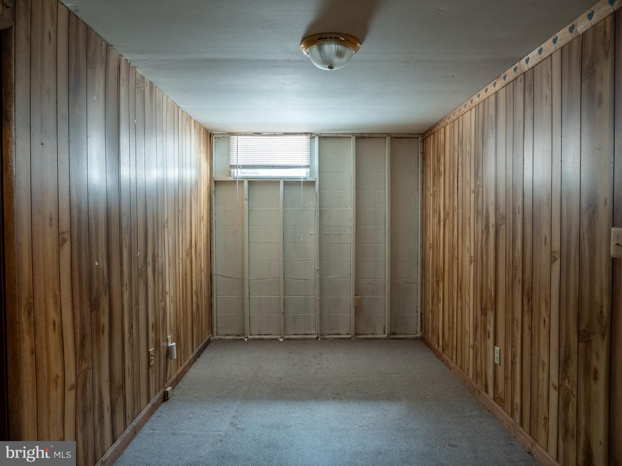 DAMASCUS OUTSIDE - Residential