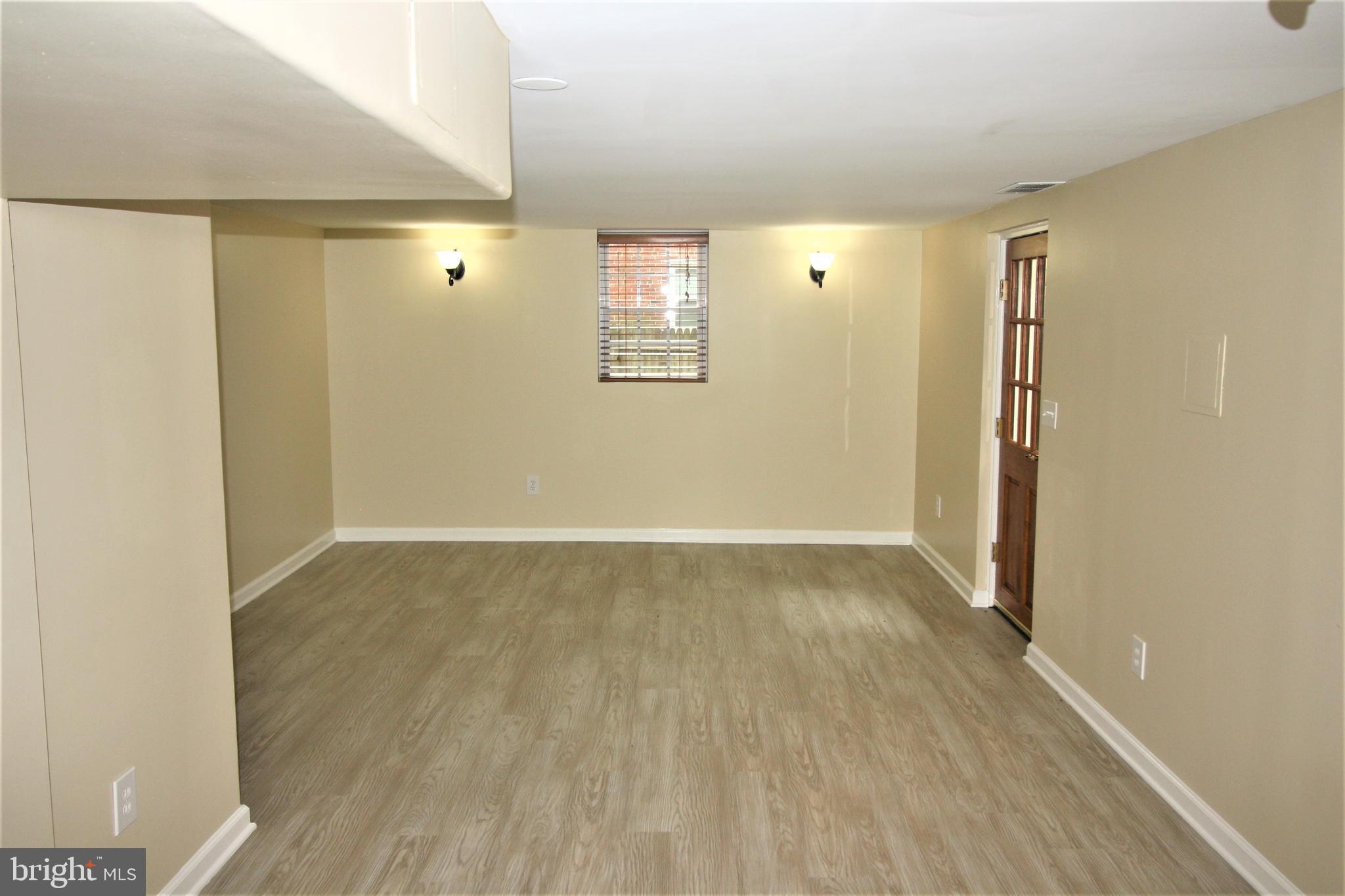 CITY PARK HOMES - Residential Lease